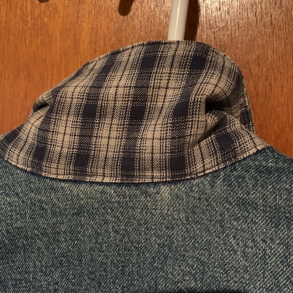 VTG Levi’s fleece lined trucker jacket. Perfect condition! - Picture 8 of 13